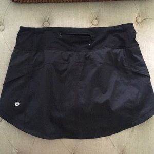 Black Lululemon skirt size 6